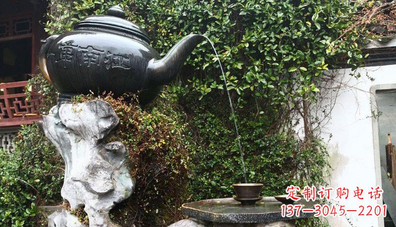 广西铜雕茶壶,雕刻美景,带您开启新的旅程