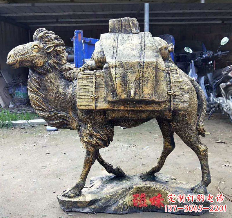广西公园骆驼铜雕