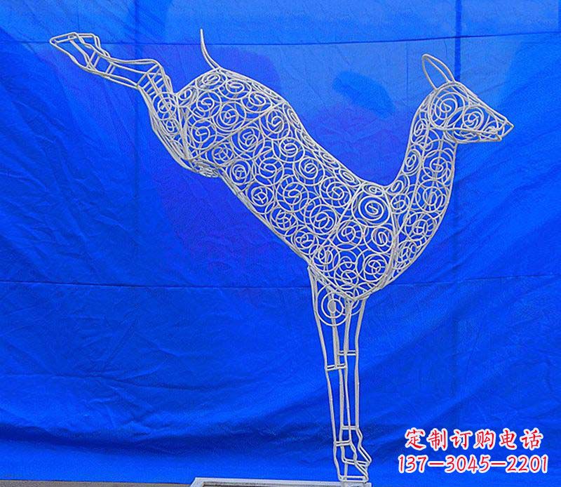 广西中领雕塑梅花鹿不锈钢镂空雕塑