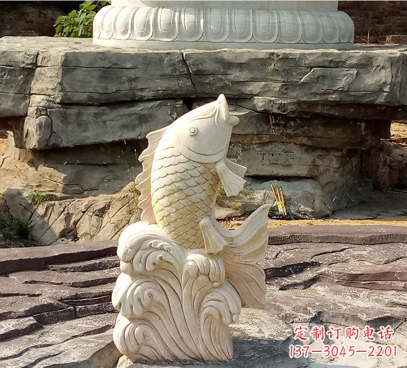 广西室外公园鲤鱼石雕装饰