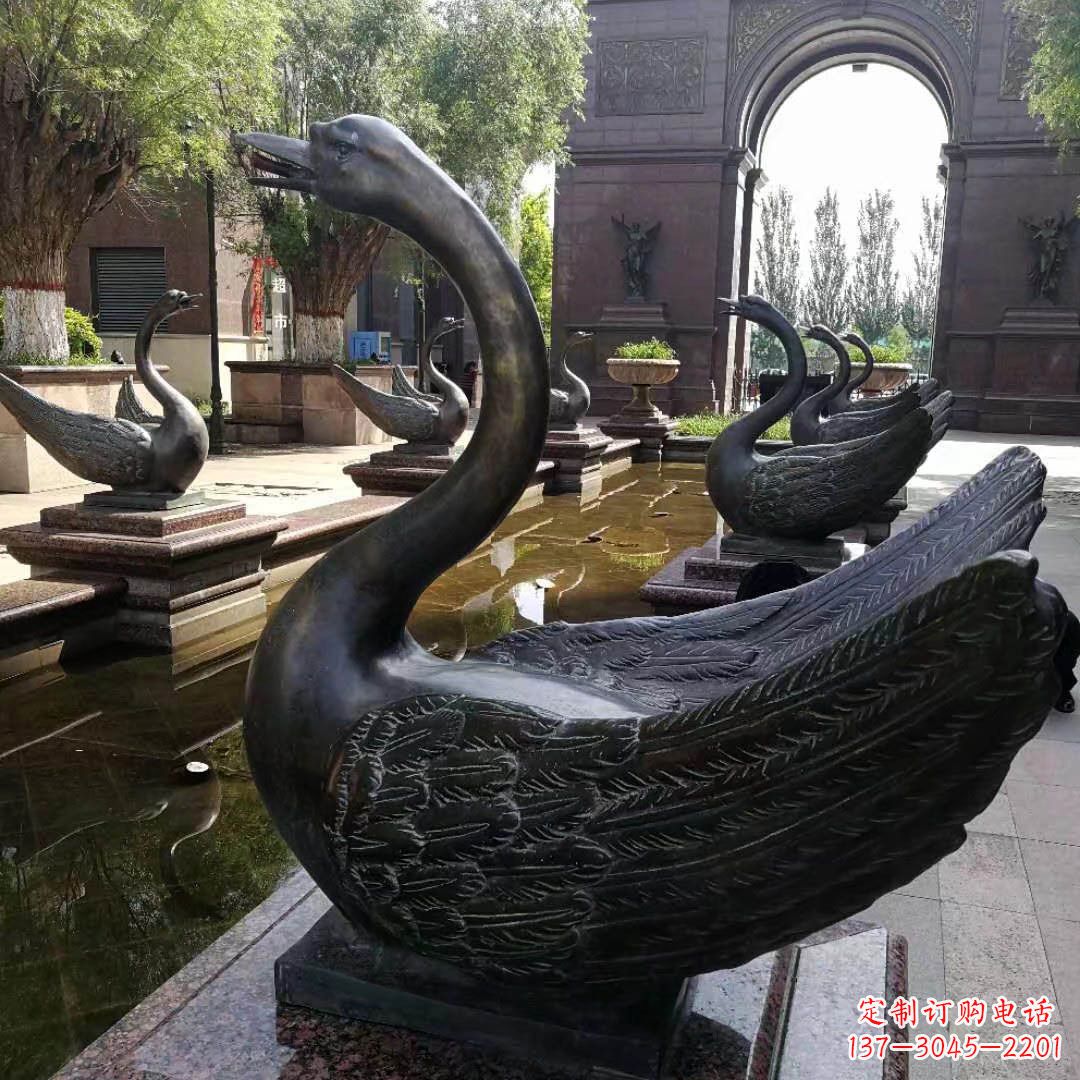 广西精致天鹅铜雕