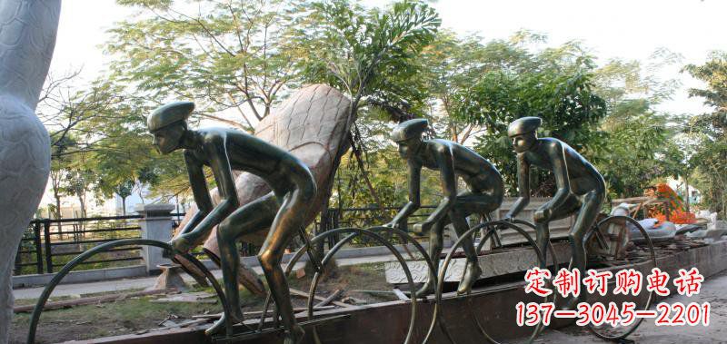 广西精致铜雕自行车景观雕塑