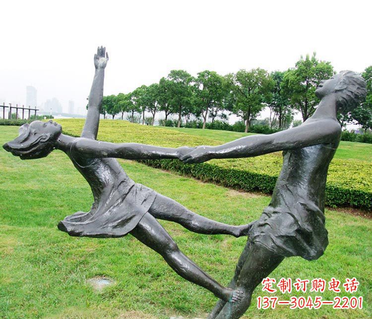 广西公园跳舞的女孩铜雕