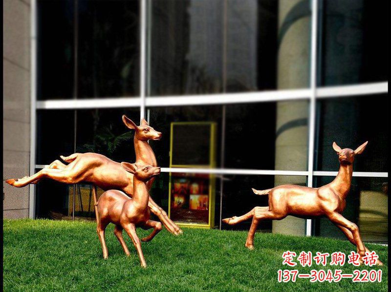 广西精美青铜动物雕塑——小鹿奔跑