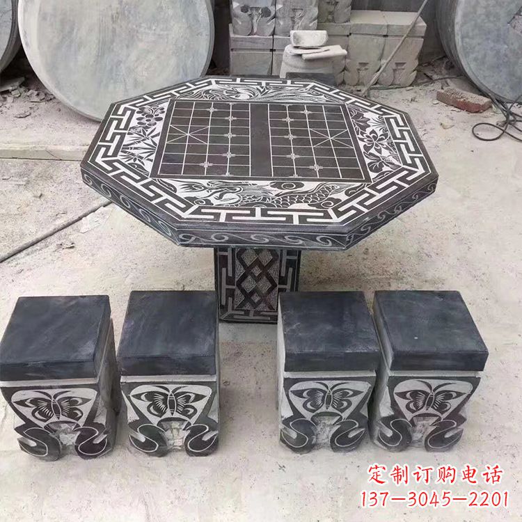 广西公园象棋石桌凳