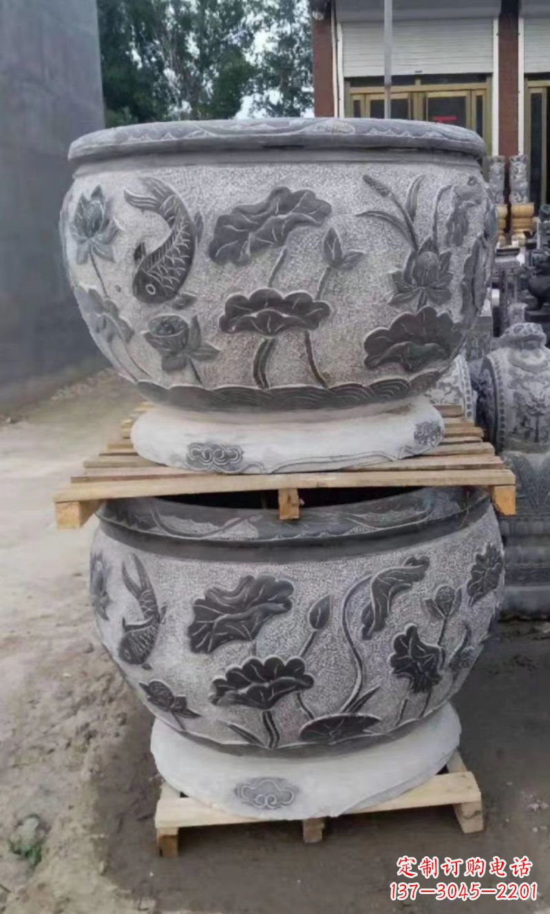 广西精致的石头水缸雕塑,为您的公园小区增添美丽色彩