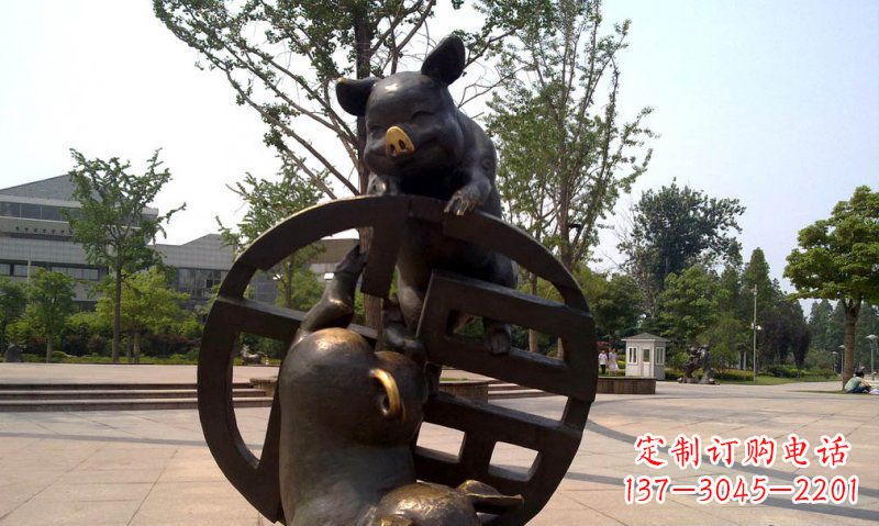 广西公园小猪动物铜雕 (2)