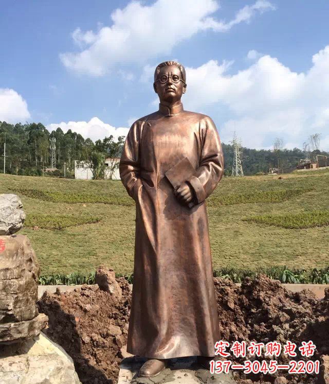 广西陶行知雕塑珍贵的纪念收藏品