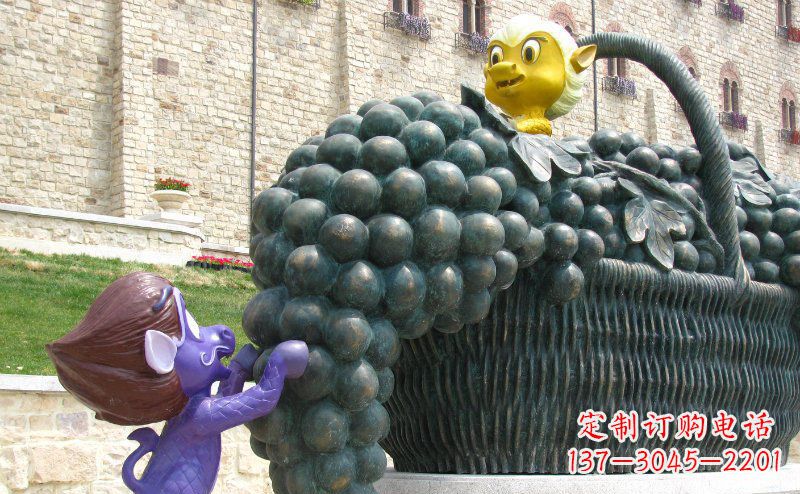 广西精致雕刻,定制葡萄花篮雕塑
