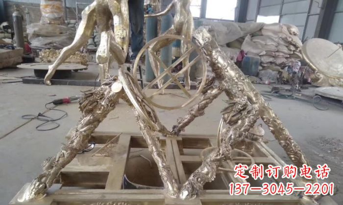 广西古代浑天仪铜雕 (2)