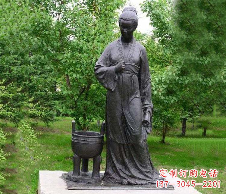 广西古代名人李清照铜雕