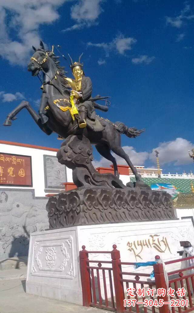 广西古代骑马人物雕塑