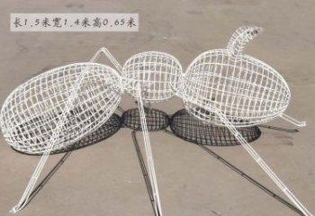 广西美轮美奂的蚂蚁镂空雕塑