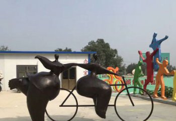 广西青春无悔，精致自行车雕塑