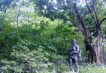 广西铜雕西方女人人物雕塑