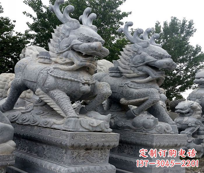 广西古典精美麒麟雕塑