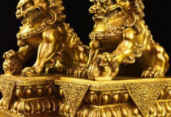广西故宫金狮子雕塑，精工细技定制爱心图案