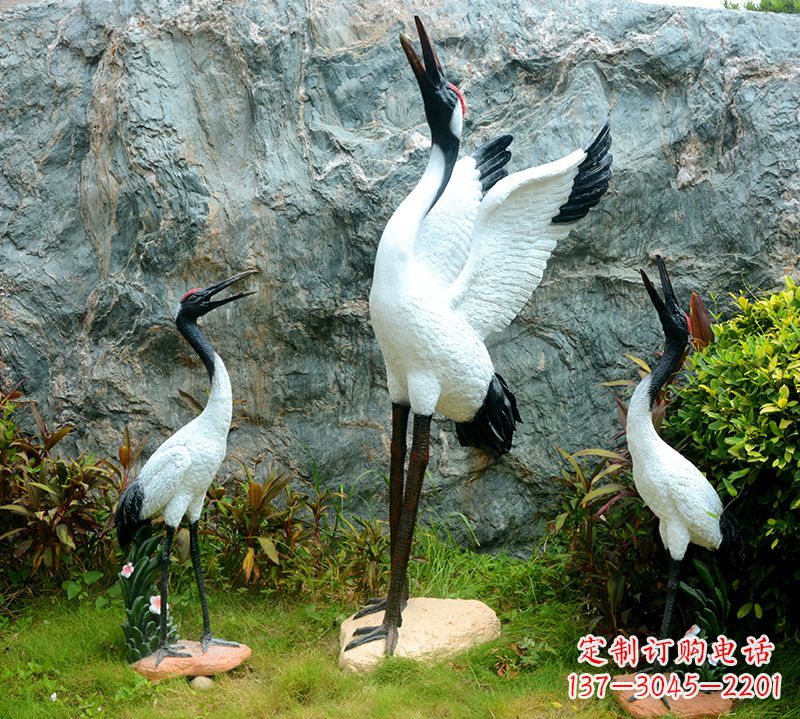 广西故宫仙鹤雕塑