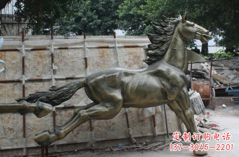 广西广场奔马动物铜雕 (2)