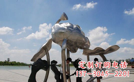 广西广场不锈钢抽象莲花莲叶雕塑
