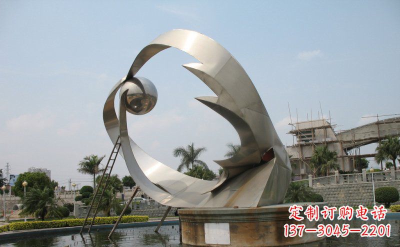 广西广场不锈钢抽象喷泉雕塑