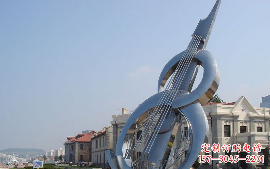 广西广场不锈钢大提琴雕塑