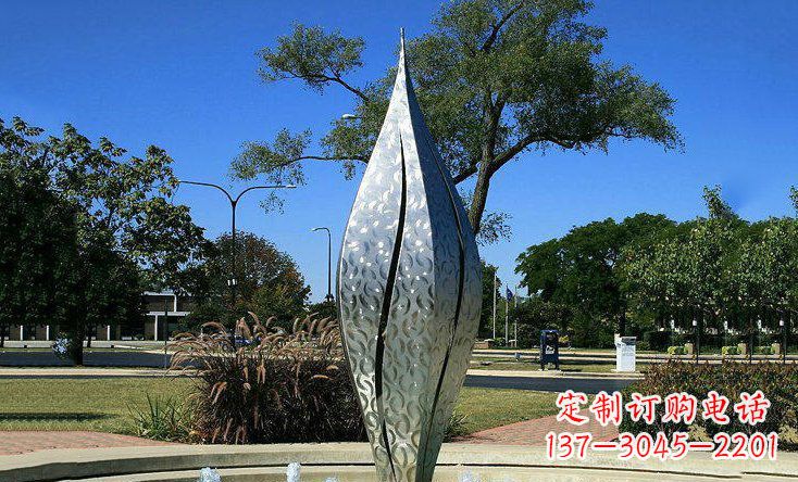 广西广场不锈钢花骨朵喷泉雕塑