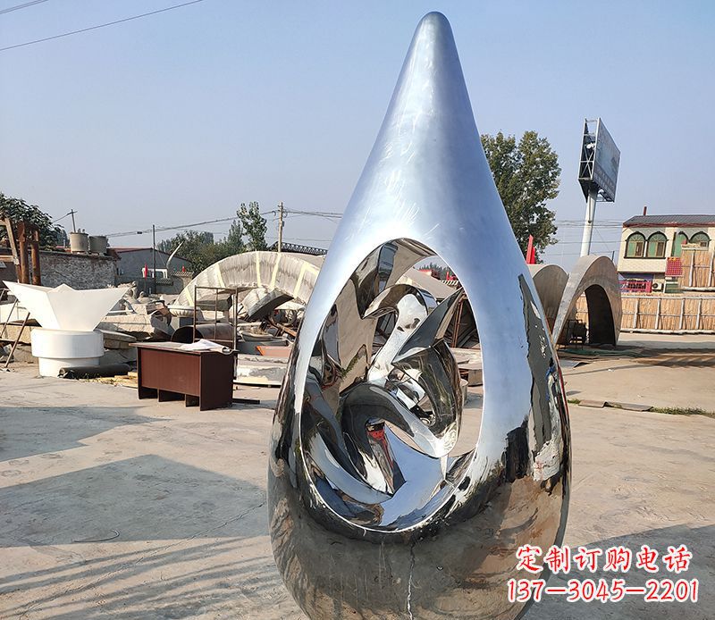 广西广场不锈钢镜面水滴雕塑
