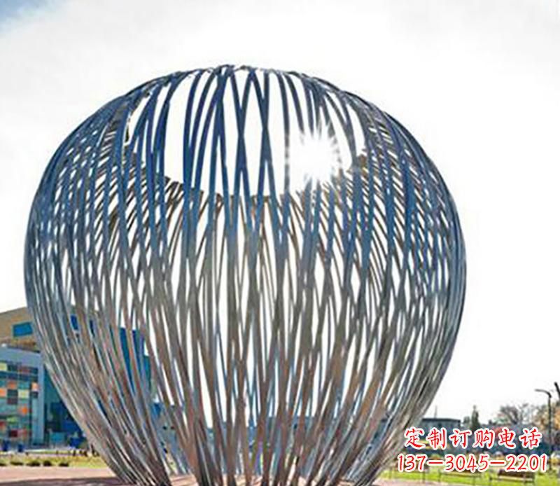 广西中领雕塑|铸就不锈钢树叶风雕塑