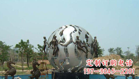 广西高雅大气不锈钢圆球喷泉雕塑