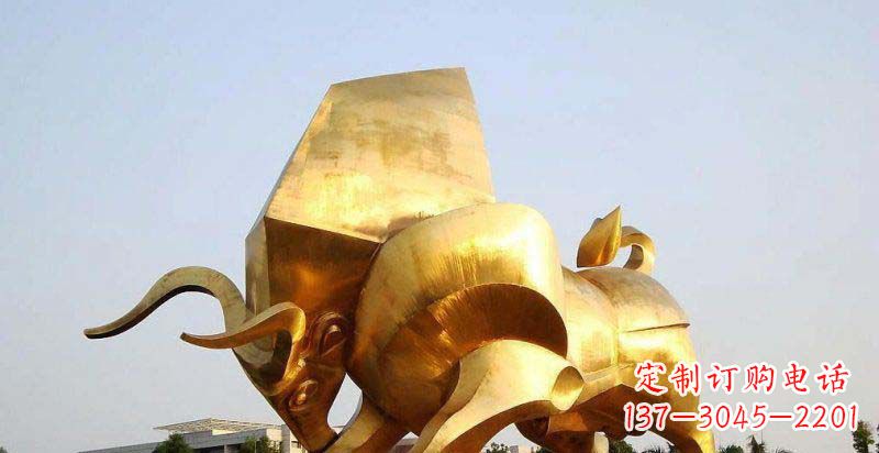 广西广场抽象牛动物铜雕