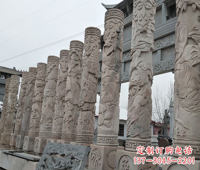 广西广场景观12生肖石柱