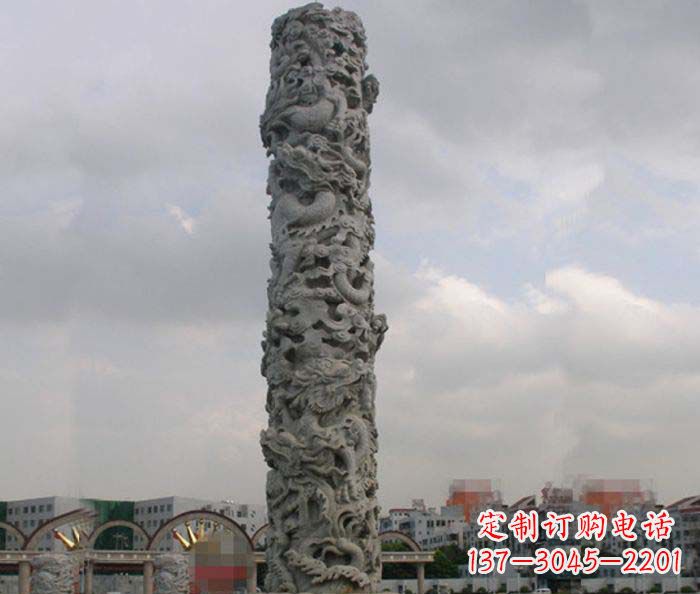 广西精美仿古盘龙柱石雕