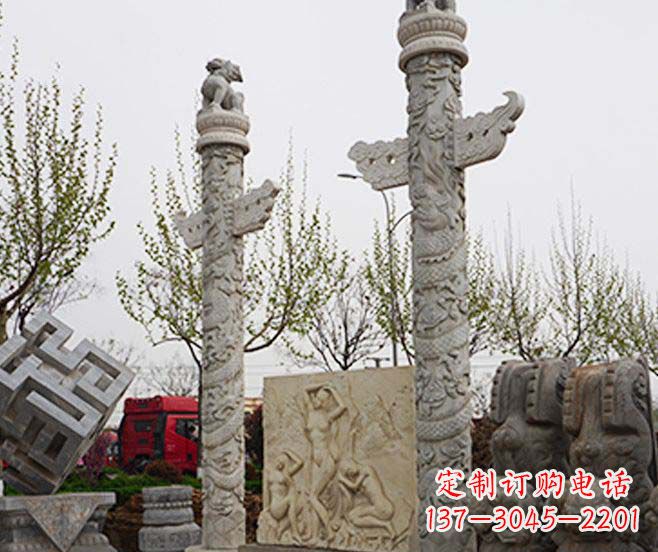 广西盘龙柱石雕华丽装点美丽家园