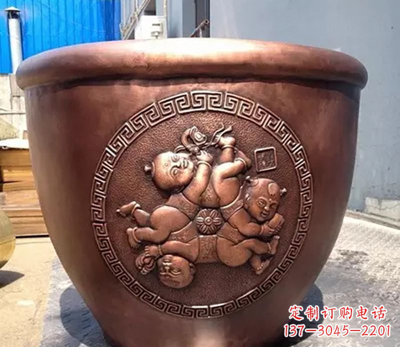 广西中领雕塑出品,高端水缸铜雕塑