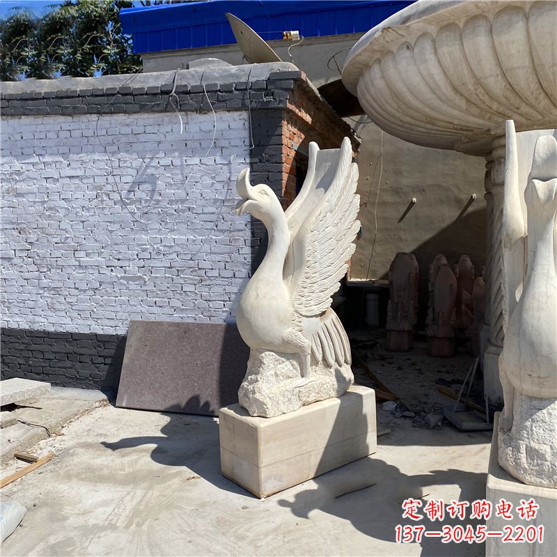 广西中领雕塑艺术精致天鹅雕塑