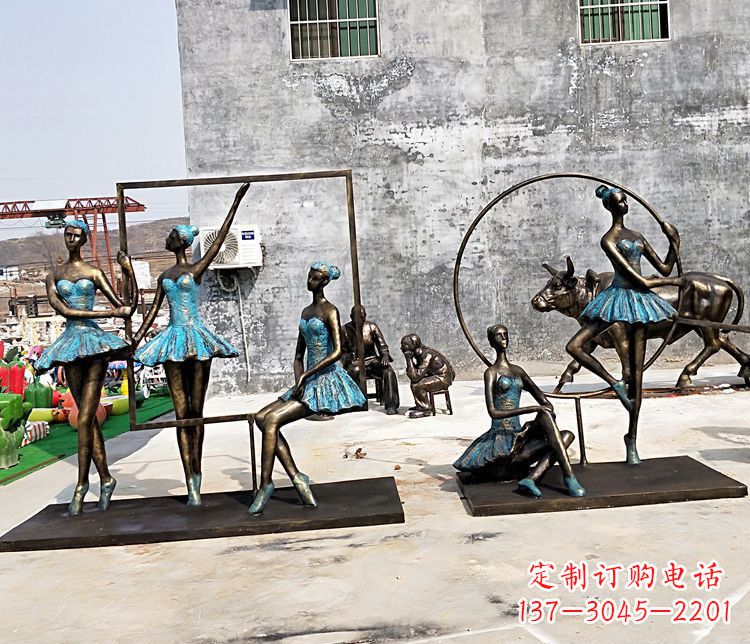 广西领雕塑-精美女性铜雕塑