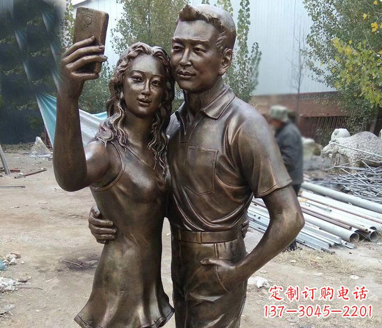 广西中领雕塑:精美的情侣雕塑