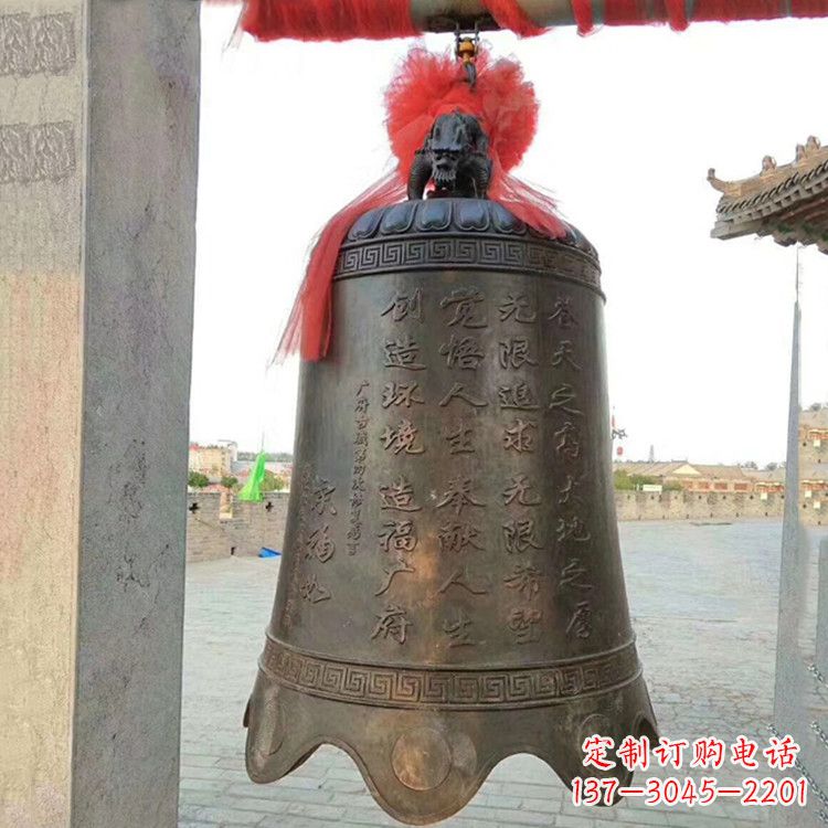 广西广场铜钟雕塑