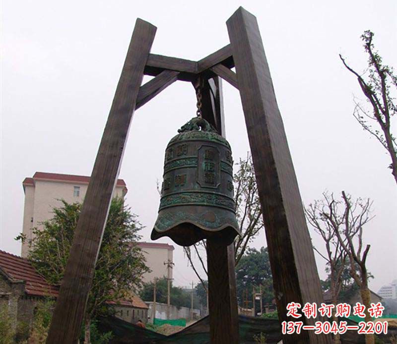 广西大型铜钟雕塑——倍受关注的雕塑定制品