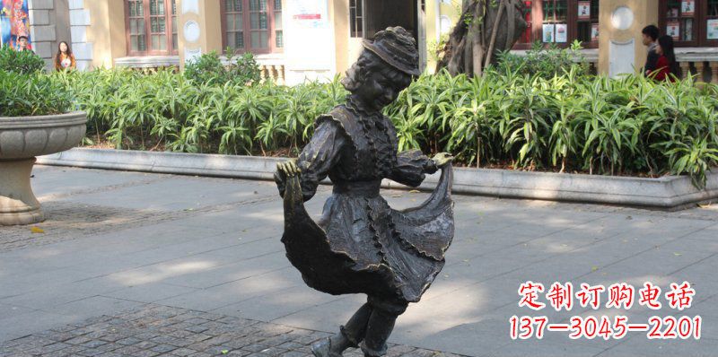 广西中领雕塑推出的爱舞的小少女铜雕,以少女跳…