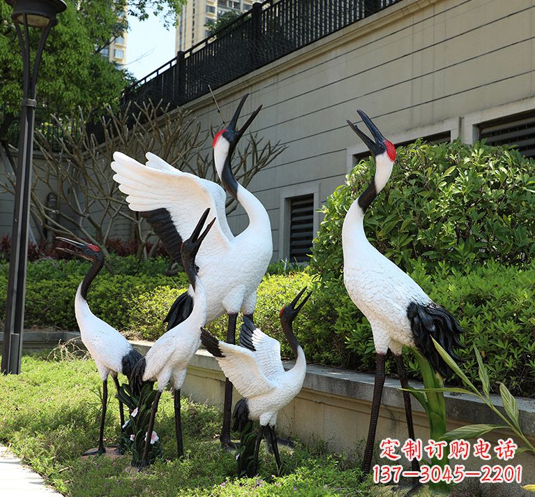 广西精致仿真的仙鹤雕塑