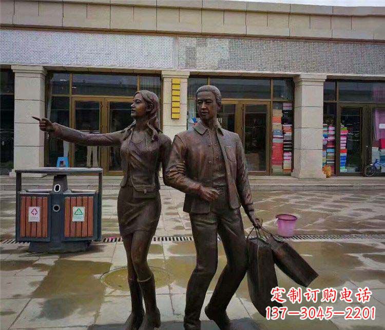 广西唯爱永恒:情侣雕塑