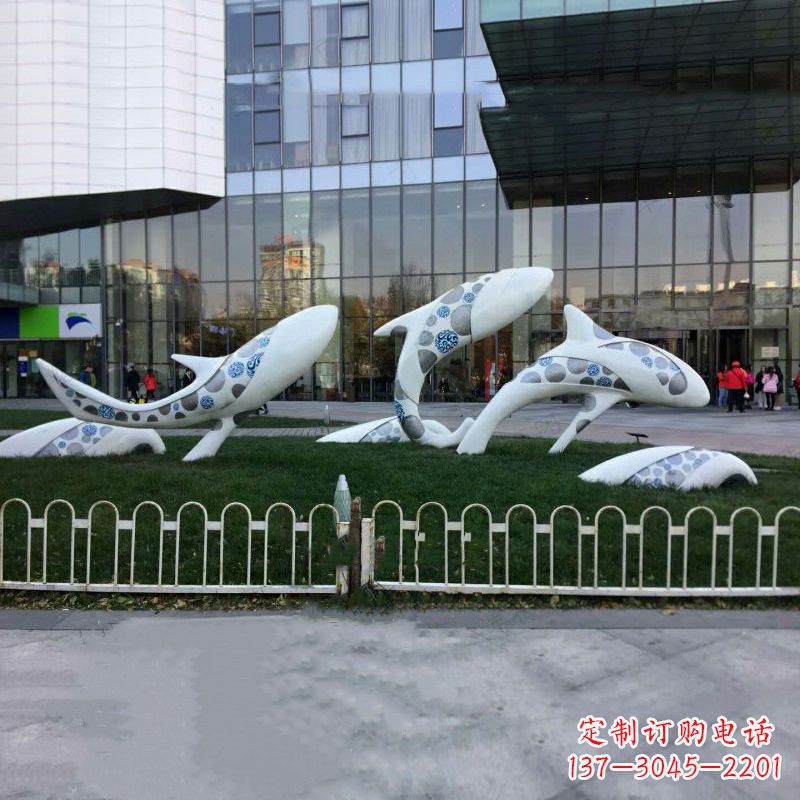 广西城市绿地观赏海豚雕塑