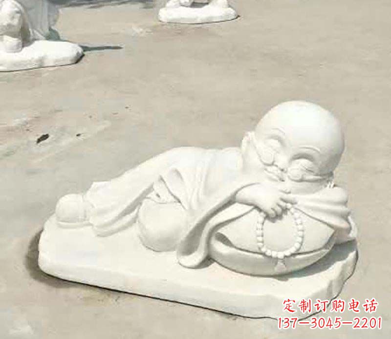 广西传统尊贵,别具一格的汉白玉小和尚雕塑