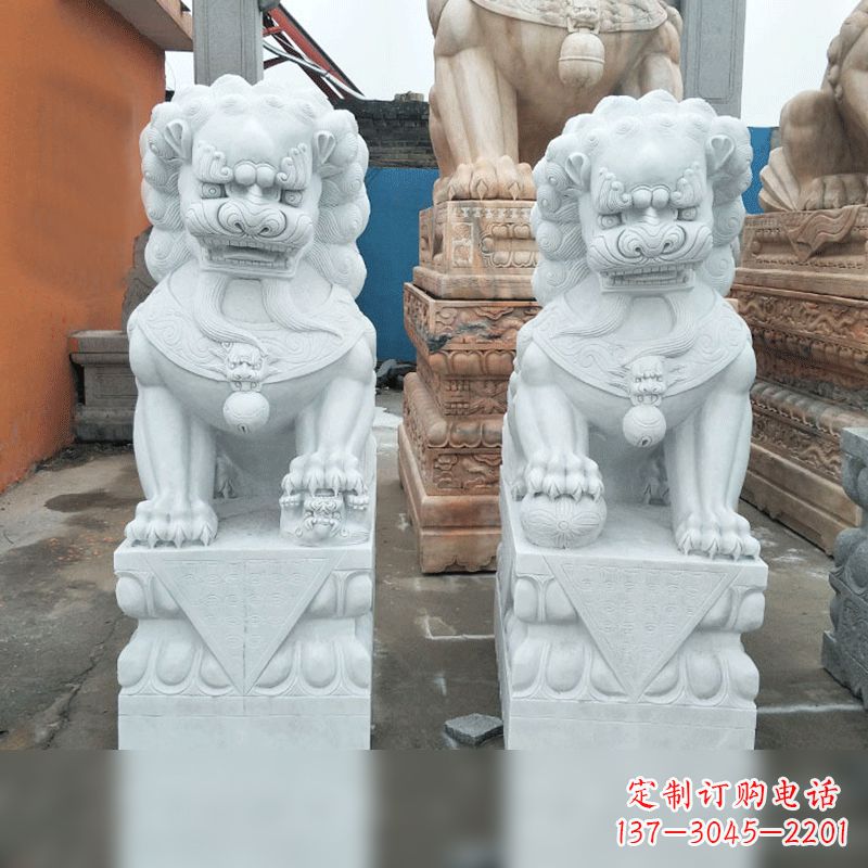 广西风格精致的汉白玉北京小狮子雕塑