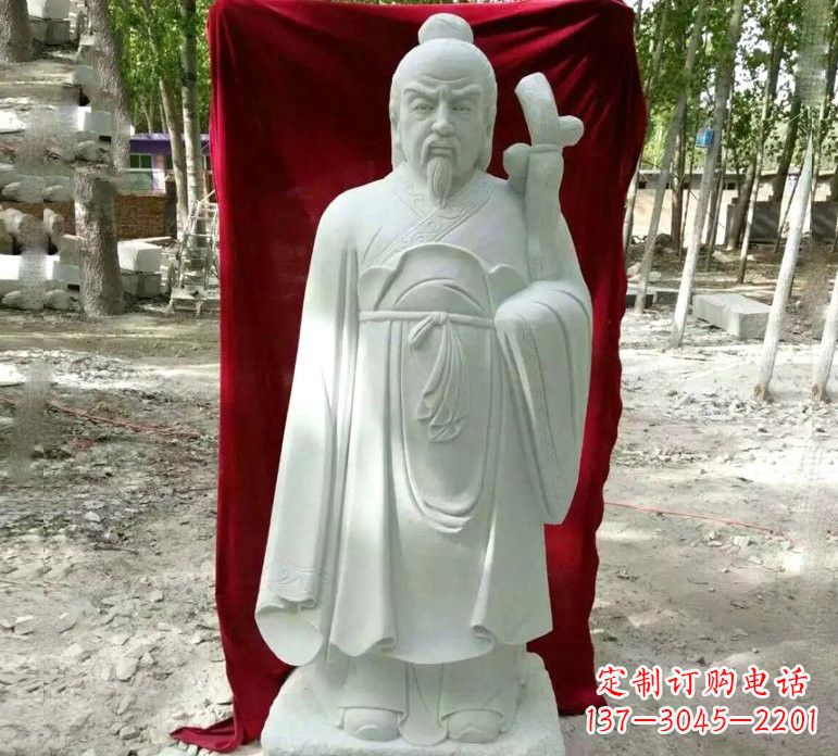 广西典雅捕捉历史——华佗雕塑