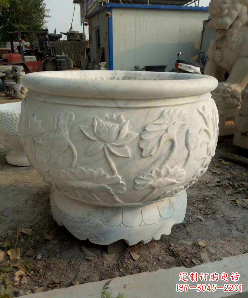 广西汉白玉荷花石浮雕水缸