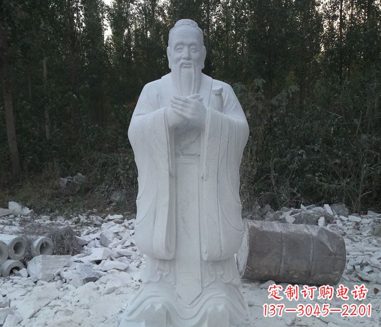 广西传承中国文化的孔子雕塑