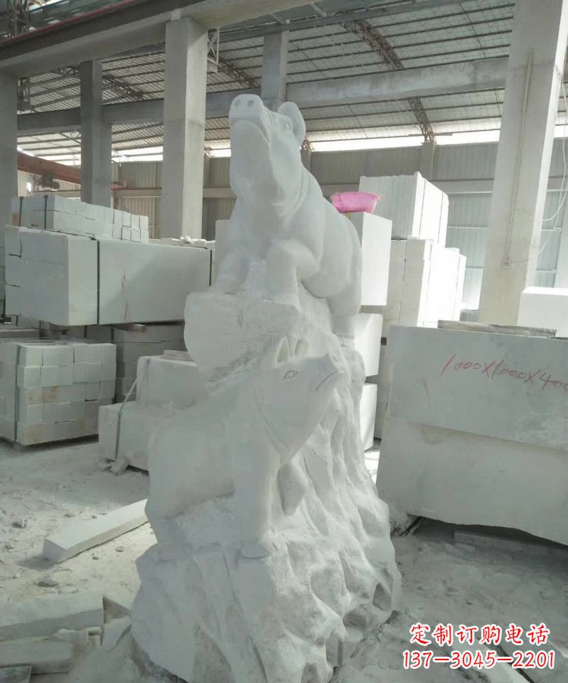 广西瑞颜祥彩汉白玉生肖猪雕塑